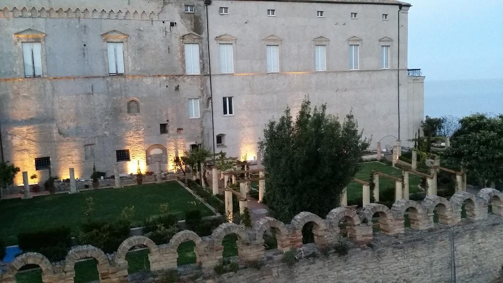 Residenza Amblingh Bed & Breakfast Vasto Exterior photo